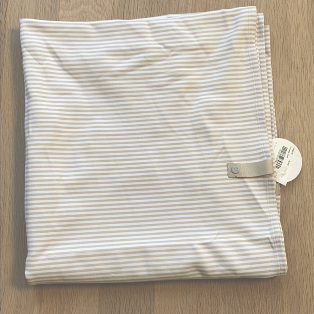 BNWT Vinyasa scarf Lululemon